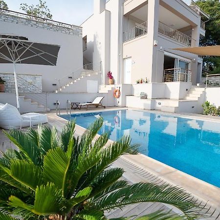 Kalavria Luxury Suites, Afroditi Suite With Magnificent Sea View And Private Swimming Pool. Pórosz Kültér fotó